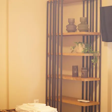 Daphne Luxury Apartament *